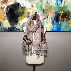 NWT. Gorgeous, medium weight Boho scarf.